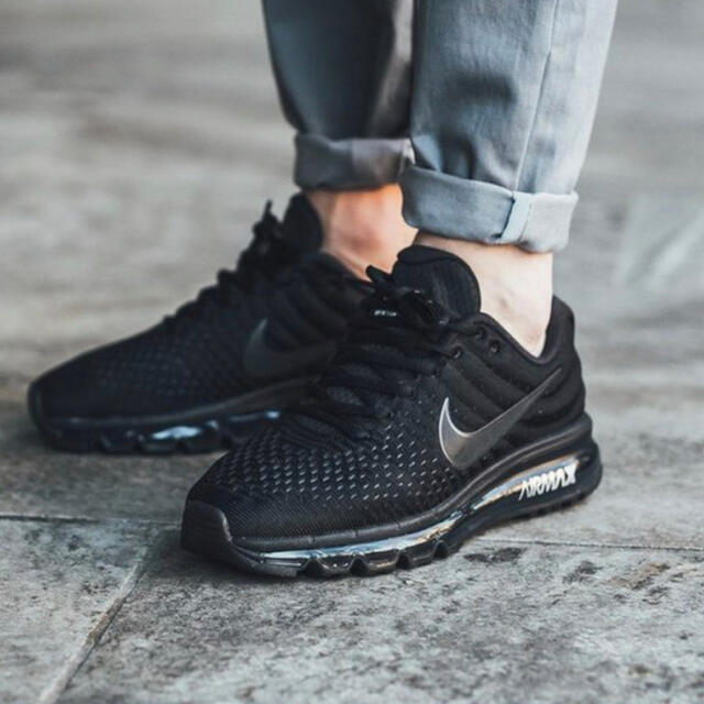 NIKEナイキ エアマックス AIRMAX 2017 トリプルブラック　26cm