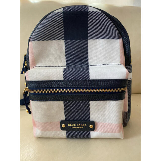 BURBERRY BLUE LABEL(バーバリーブルーレーベル)のブルーレーベル⭐︎リュック　クレストブリッジチェック レディースのバッグ(リュック/バックパック)の商品写真