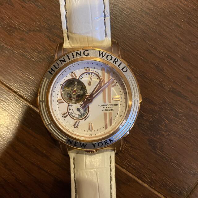 HUNTING WORLD(ハンティングワールド)のHunting world 時計 メンズの時計(腕時計(アナログ))の商品写真