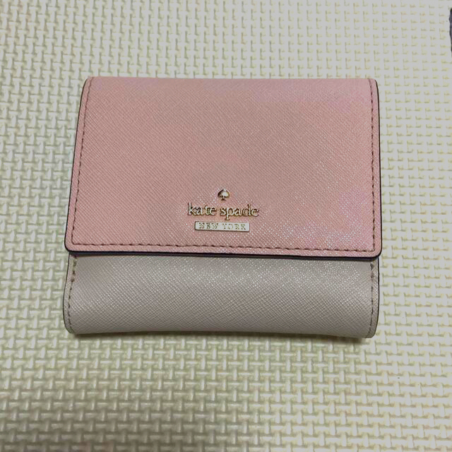 kate spade new york(ケイトスペードニューヨーク)のケイトスペード　二つ折り財布　kate spade レディースのファッション小物(財布)の商品写真