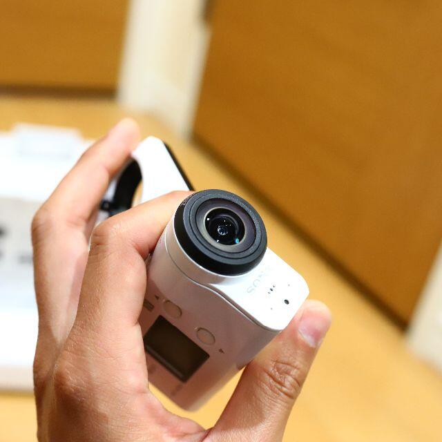 SONY(ソニー)のSONY HDR-AS300 アクションカム　おまけ付 スマホ/家電/カメラのカメラ(ビデオカメラ)の商品写真