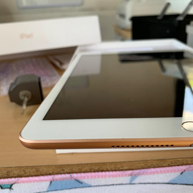 iPad(アイパッド)のiPad7 128GB wifiモデル スマホ/家電/カメラのPC/タブレット(タブレット)の商品写真
