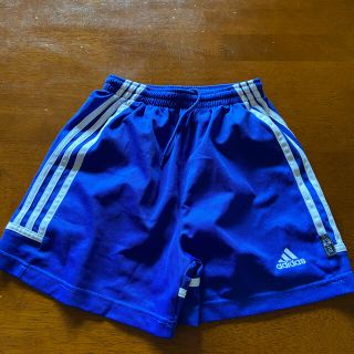 アディダス(adidas)のアディダスハーフパンツ150サイズ（ブルー）(パンツ/スパッツ)