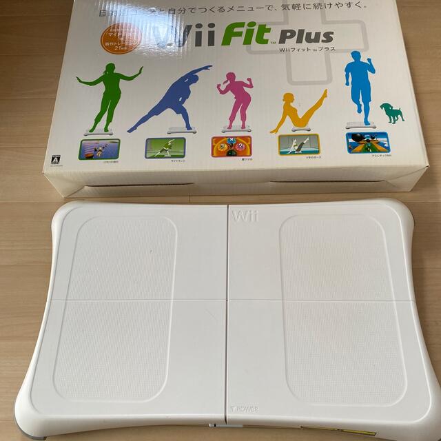 任天堂(ニンテンドウ)のWiiFit Plusボード エンタメ/ホビーのゲームソフト/ゲーム機本体(家庭用ゲームソフト)の商品写真