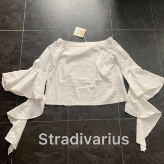 ザラ(ZARA)の新品未使用タグ付♡Stradivarius♡ラメストライプオフショルダーシャツ(シャツ/ブラウス(長袖/七分))