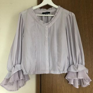 ダブルクローゼット(w closet)のフリルシャツ(シャツ/ブラウス(長袖/七分))