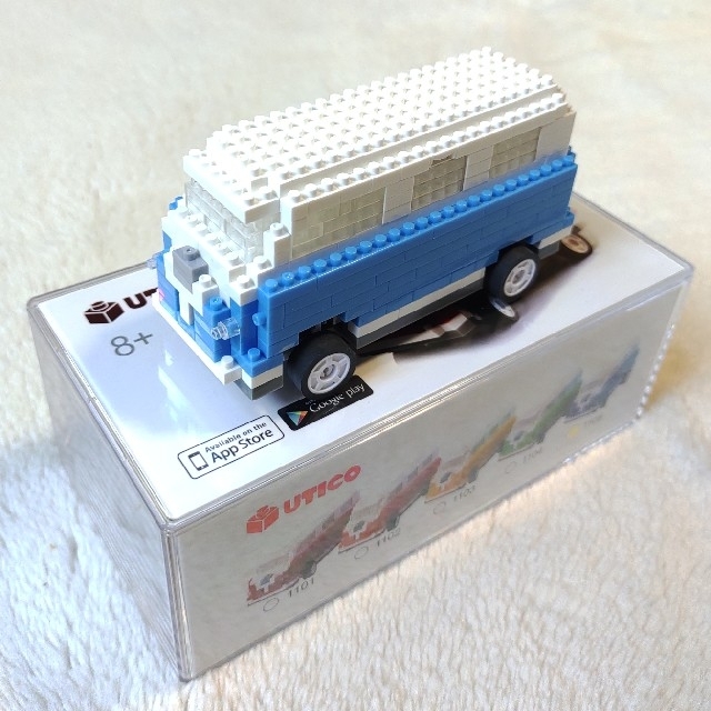 ラジコンカー(UTICO)ブルーのバン エンタメ/ホビーのおもちゃ/ぬいぐるみ(ホビーラジコン)の商品写真