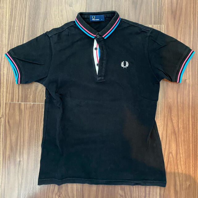 FRED PERRY(フレッドペリー)の【FRED PERRY】フレッドペリー　ポロシャツ　黒　Sサイズ メンズのトップス(ポロシャツ)の商品写真