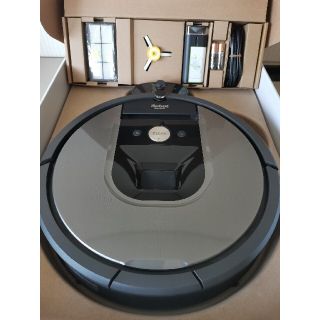 アイロボット(iRobot)のコニ4365様専用 iRobot ルンバ17年製960美品！(掃除機)