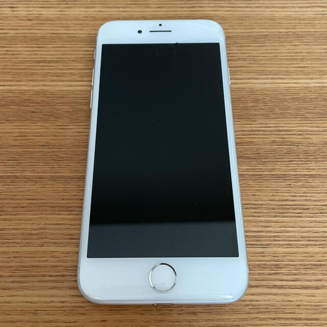 iPhone 8 Silver 64 GB 本体のみ　SIMフリー