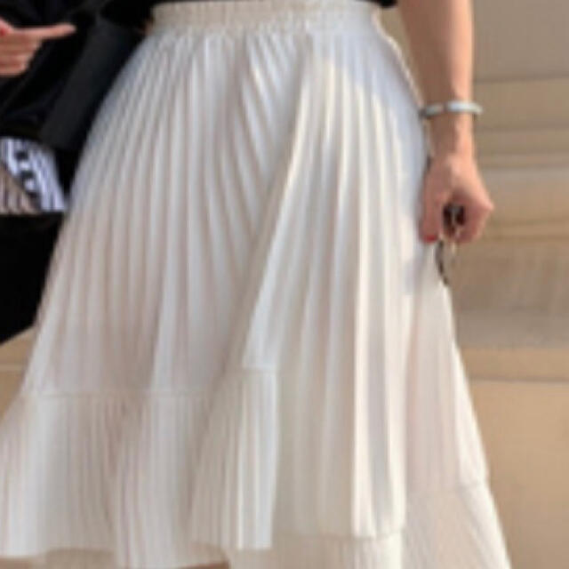 ロングプリーツスカート　ホワイト レディースのスカート(ロングスカート)の商品写真