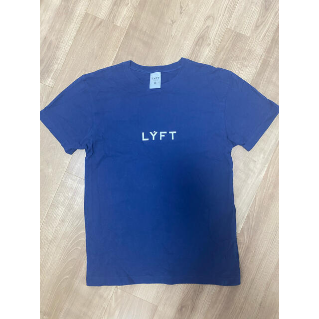 LYFT 国旗Tシャツ ネイビー　Sサイズ メンズのトップス(Tシャツ/カットソー(半袖/袖なし))の商品写真