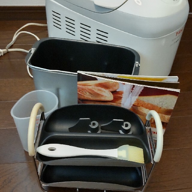 T-fal(ティファール)の【sou様用】T-fal home&baguette スマホ/家電/カメラの調理家電(ホームベーカリー)の商品写真