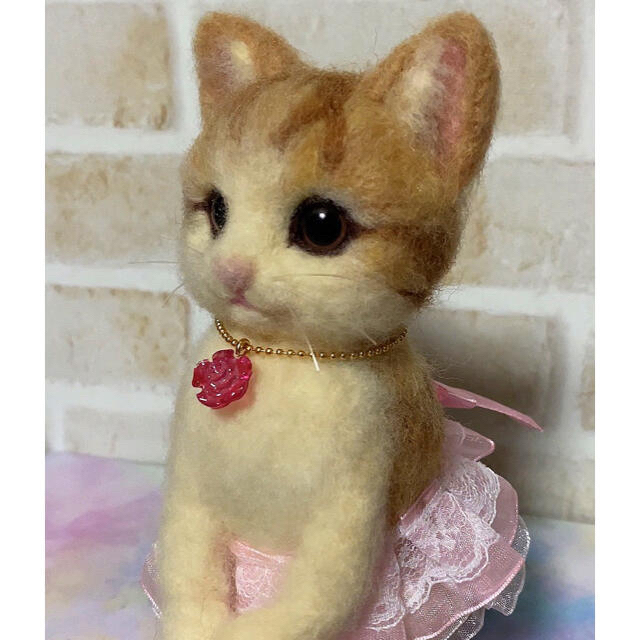 見本❣️羊毛フェルト。子猫ちゃんドール。贈り物。インテリア。ぬいぐるみ/人形