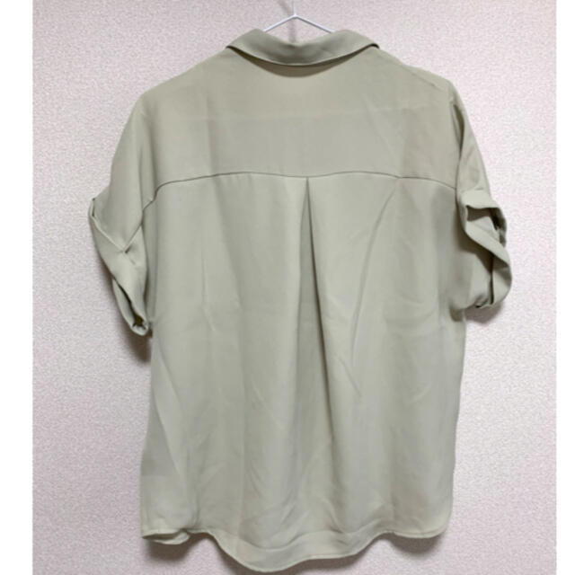 GU(ジーユー)のGU エアリーシャツ［半袖］ レディースのトップス(シャツ/ブラウス(半袖/袖なし))の商品写真