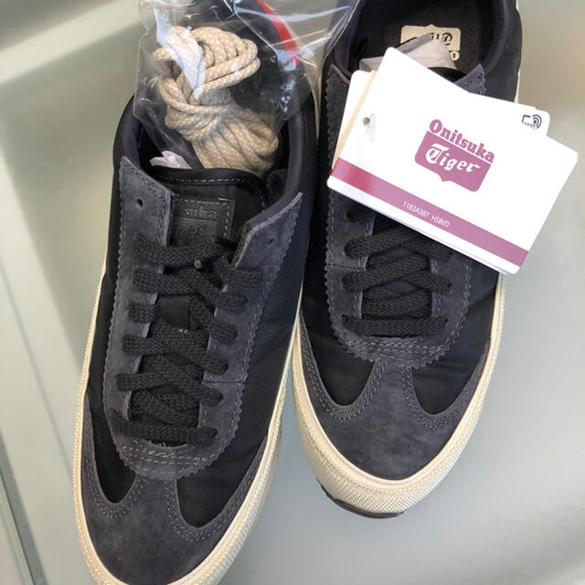 Onitsuka Tiger(オニツカタイガー)のオニツカタイガー 新品未使用 24.0cm レディースの靴/シューズ(スニーカー)の商品写真