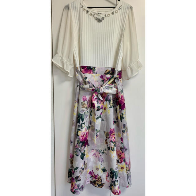 リリールル 花柄ワンピース 完売品ワンピース