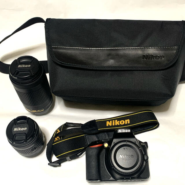 Nikon - 【ほ】ニコン D5600 ダブルズームキット　カメラバッグ付き