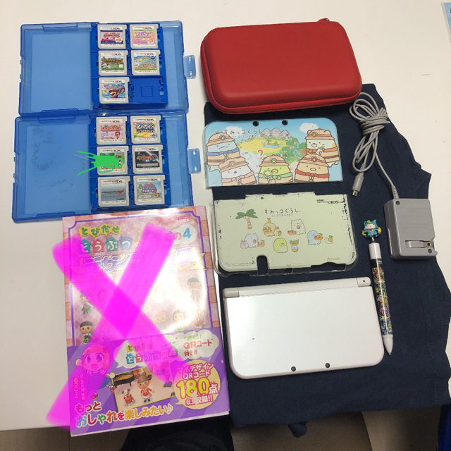 ニンテンドー3DS(ニンテンドー3DS)のNewニンテンドー3DS LL ホワイト　ソフトセット エンタメ/ホビーのゲームソフト/ゲーム機本体(携帯用ゲーム機本体)の商品写真