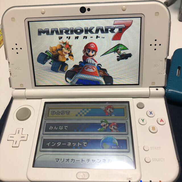 ニンテンドー3DS(ニンテンドー3DS)のNewニンテンドー3DS LL ホワイト　ソフトセット エンタメ/ホビーのゲームソフト/ゲーム機本体(携帯用ゲーム機本体)の商品写真