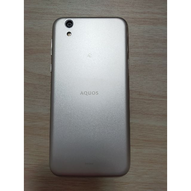 SHARP(シャープ)のSHARP AQUOS sense SH-01K docomo スマホ/家電/カメラのスマートフォン/携帯電話(スマートフォン本体)の商品写真