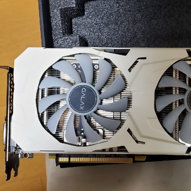 GK-GTX1070Ti-E8GB/WHITE