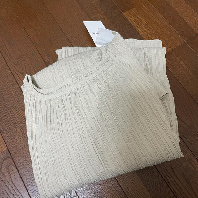 LEPSIM にゃー☆様専用 シャーリングナロースカート シャーリングクルーブラウス セットの通販 by R|レプシィムならラクマ レプシム未使用(一応タグ付き)ナロースカート
