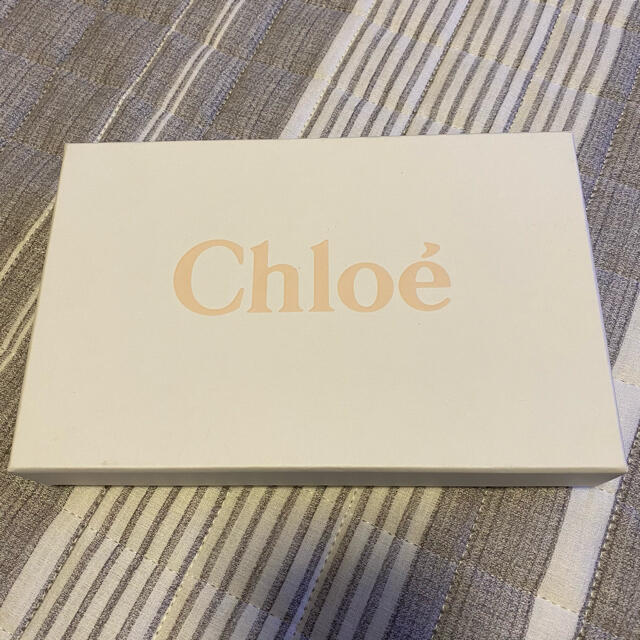 Chloe(クロエ)の財布の箱 Chloe レディースのバッグ(ショップ袋)の商品写真