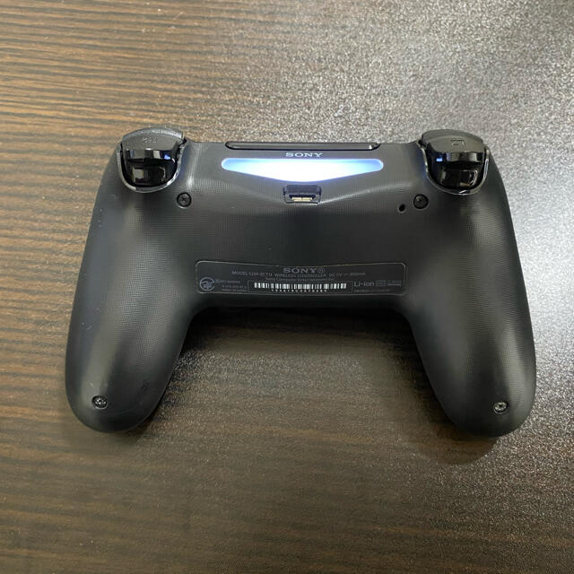 PS4 コントローラー 純正品　ブラック 1