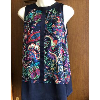 デシグアル(DESIGUAL)のデシグアルのノースリーブプルオーバー(used品)紺地柄(カットソー(半袖/袖なし))