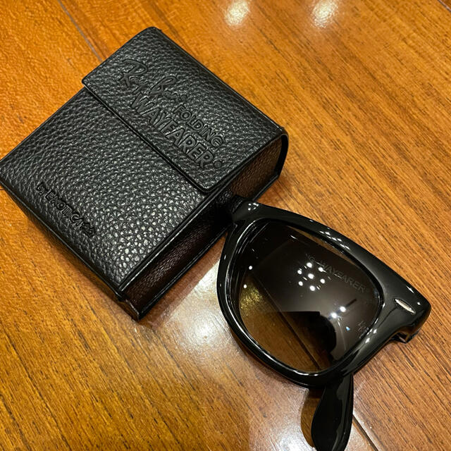 Ray-Ban(レイバン)のRayBan 折りたたみサングラス レディースのファッション小物(サングラス/メガネ)の商品写真