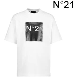 ヌメロヴェントゥーノ(N°21)のヌメロヴェントゥーノ　ボックスロゴTシャツ　ホワイト　12(Tシャツ(半袖/袖なし))