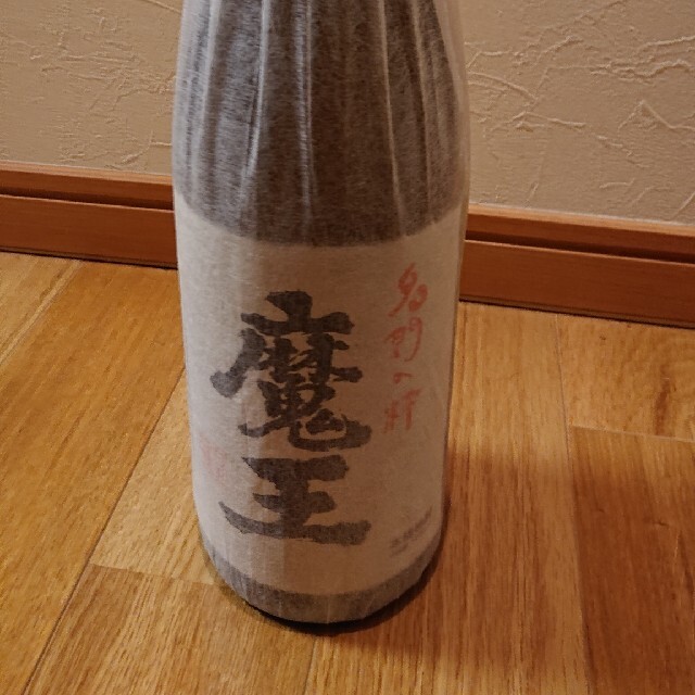 魔王 1800ml 食品/飲料/酒の酒(焼酎)の商品写真