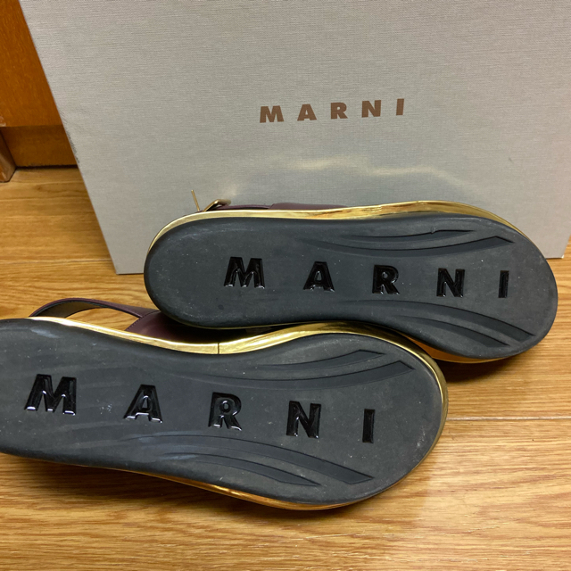Marni プラットフォームサンダル の通販 by ki｜マルニならラクマ - MARNI 特価最新品