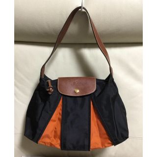 ロンシャン(LONGCHAMP)の週末お値下げ❣️美品　ロンシャン　ハンドバッグ　★マチ大きくなるタイプ　レア(ハンドバッグ)