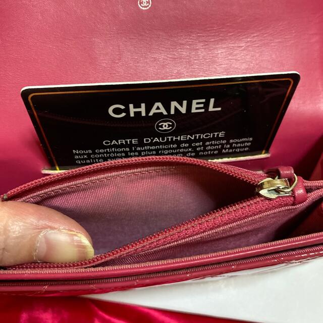 CHANEL(シャネル)のシャネル美品折財布ピンク　即購入OK レディースのファッション小物(財布)の商品写真