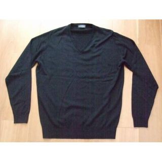 ジョンスメドレー(JOHN SMEDLEY)の送料無料BEAMSF★JOHNSMEDLEY30ゲージ VネックニットA3834(ニット/セーター)