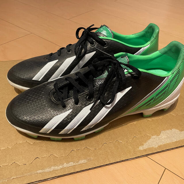 adidas(アディダス)のアディダス F30 TRX HG スポーツ/アウトドアのサッカー/フットサル(シューズ)の商品写真