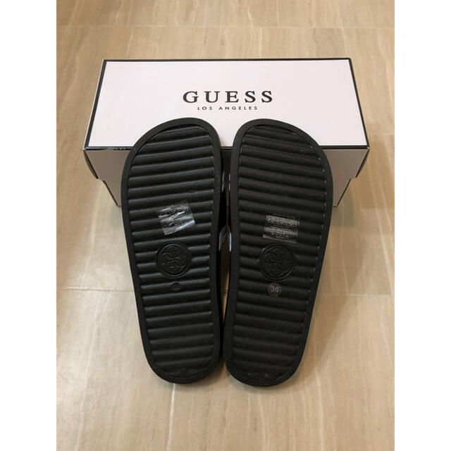 GUESS(ゲス)のGUESSサンダル レディースの靴/シューズ(サンダル)の商品写真