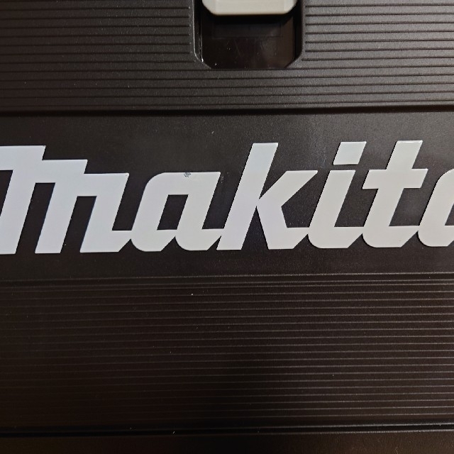 Makita(マキタ)のマキタ　18V　中古　インパクトドライバー　TD171DRGX スポーツ/アウトドアの自転車(工具/メンテナンス)の商品写真