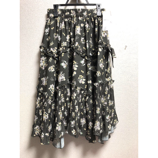 axes femme(アクシーズファム)の花柄ティアードイレヘム‪︎ レディースのスカート(ロングスカート)の商品写真