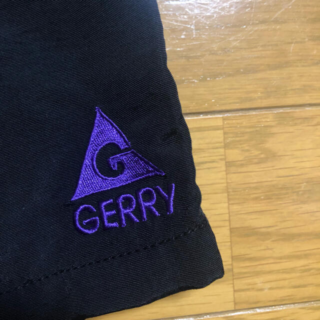 GERRY(ジェリー)のGERRY ナイロンショートパンツ／ブラック／Mサイズ メンズのパンツ(その他)の商品写真