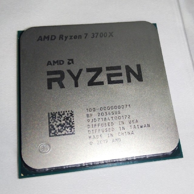 【ほぼ未使用】AMD Ryzen 7 3700X