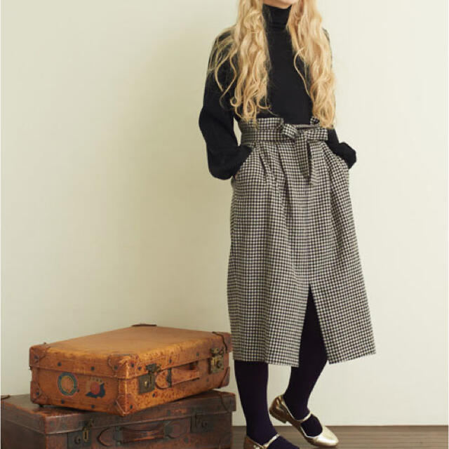 Dot&Stripes CHILDWOMAN(ドットアンドストライプスチャイルドウーマン)のDot&Stripes CHILD WOMAN ギンガムチェックコクーンスカート レディースのスカート(ひざ丈スカート)の商品写真