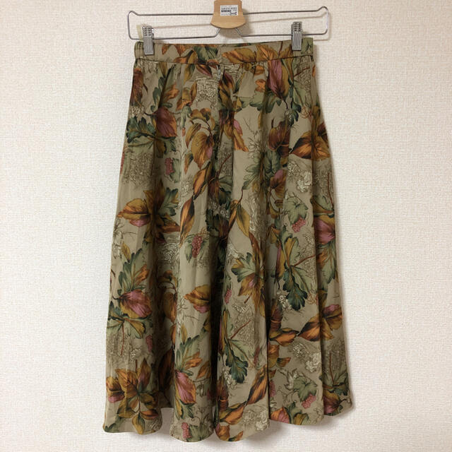日本製　昭和レトロ　古着　膝丈フレアスカート レディースのスカート(ひざ丈スカート)の商品写真