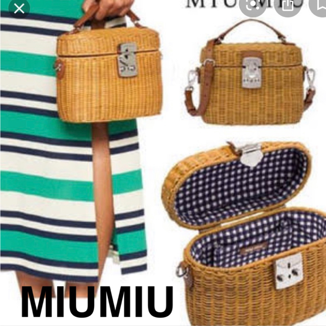 miumiu(ミュウミュウ)の専用です。購入不可 レディースのバッグ(かごバッグ/ストローバッグ)の商品写真