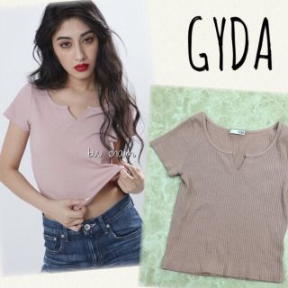 ジェイダ(GYDA)のGYDA♡VカットTシャツ(Tシャツ(半袖/袖なし))