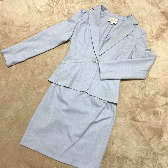 EMMAJAMES(エマジェイム)のEMMAJAMES NEW YORK   スカートスーツ　グレー レディースのフォーマル/ドレス(スーツ)の商品写真