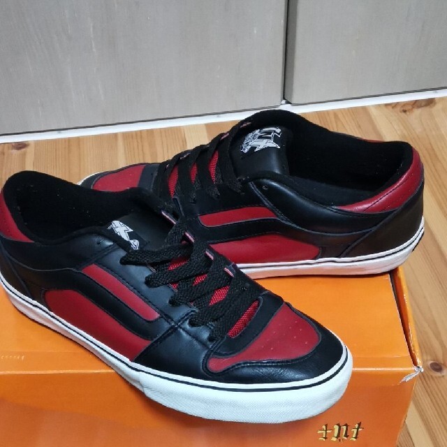 【早い者勝ち値引き新品未使用】VANS TNT Ⅱ 黒×赤 29 cm