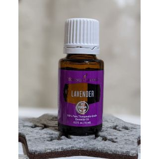 ヤングリヴィング　ヤングリビング　ラベンダー15ml(エッセンシャルオイル（精油）)